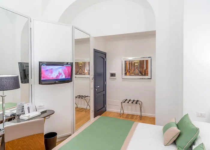 Les Diamants Spanish Steps Otel 2*