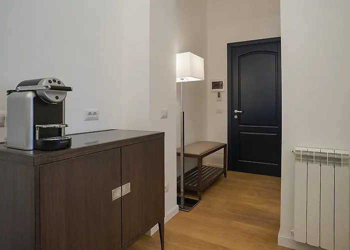 Otel Les Diamants Spanish Steps 2*